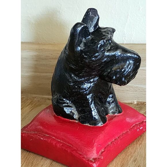 Vintage Dog On Pillow Chalkware Figurine Scottie Dog Black Scottish Terrier - Picture 2 of 12